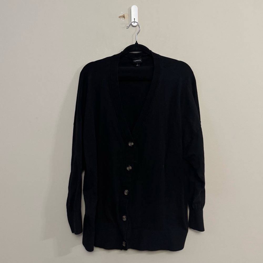 Torrid women’s classic black light weight knit button front cardigan sweater